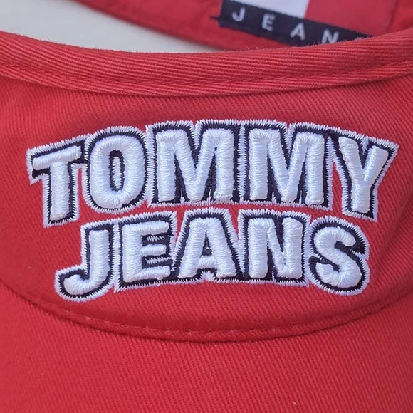 Tommy Hillfiger Jeans 2002 Red Visor Embroidered Spellout & Box Logo Size OS - Picture 2 of 11